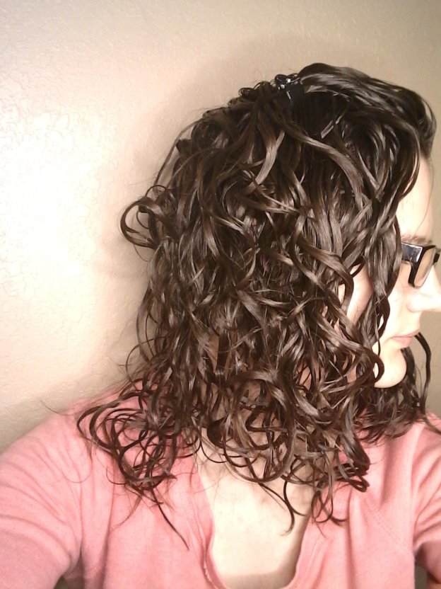 mousse cast wavy hair