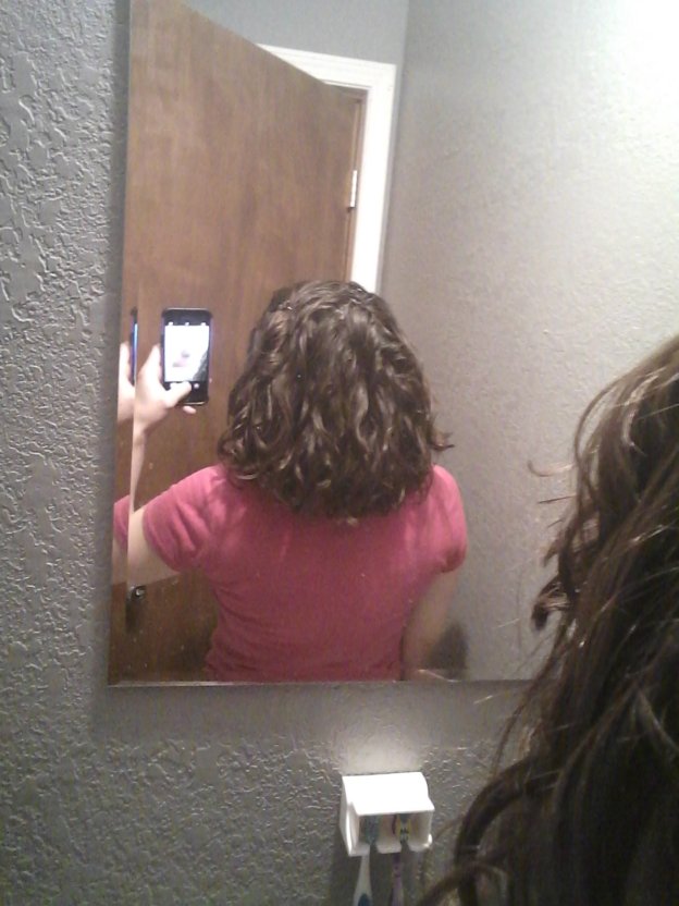 short wavy hair