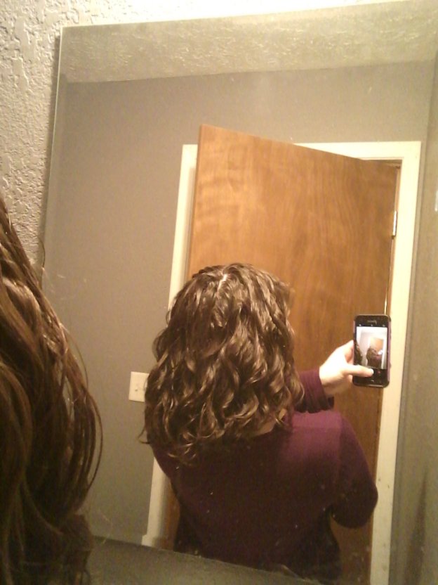 Back of wavy hair